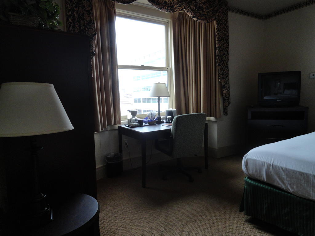 Tazewell Hotel Downtown, An Ascend Collection Member Norfolk Szoba fotó